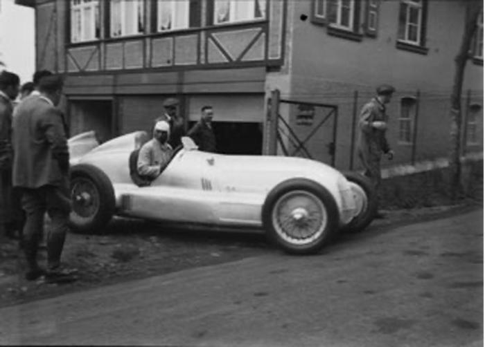Ringhaus - Of Silver Arrows Nocleg ze śniadaniem *